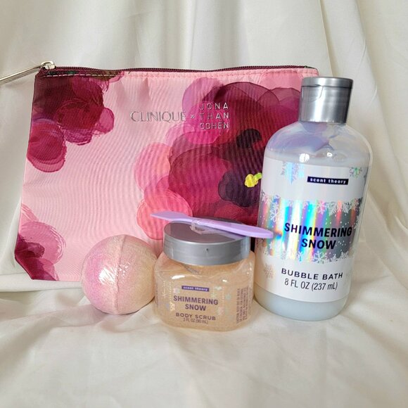 Clinique x Jonathan Cohen Ultimate Floral Gift Bundle, 6 Pieces, Retails $85 - Picture 3 of 4